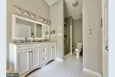 5423 Whitley Park Terrace #41, Bethesda, MD 20814 - Photo 13