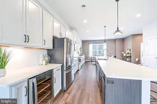 16342 Connors Wy, Rockville, MD 20855 - Photo 7