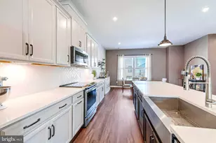 16342 Connors Wy, Rockville, MD 20855 - Photo 9