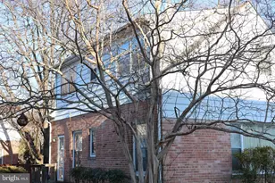 8208 Maple Ridge Rd, Bethesda, MD 20814 - Photo 3