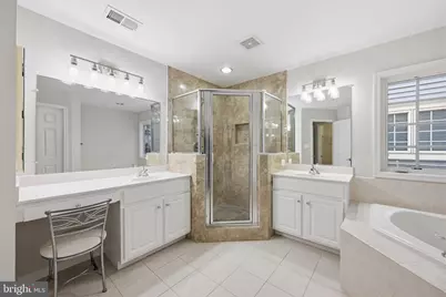 1004 Gaither Road, Rockville, MD 20850 - Photo 21