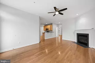 1004 Gaither Rd, Rockville, MD 20850 - Photo 9