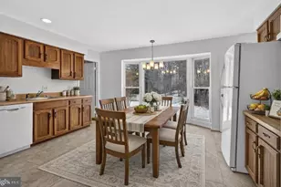 15200 Winstead Ln, Silver Spring, MD 20905 - Photo 23