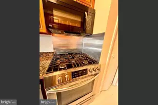 1900 Lyttonsville Rd, Silver Spring, MD 20910 - Photo 13