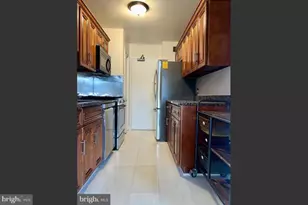 1900 Lyttonsville Rd, Silver Spring, MD 20910 - Photo 15