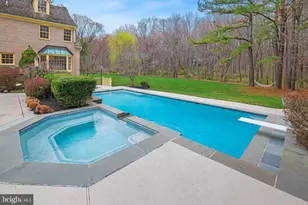 5900 Serenity Ln, Derwood, MD 20855 - Photo 3