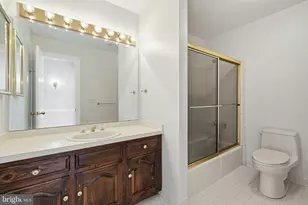 5900 Serenity Ln, Derwood, MD 20855 - Photo 35