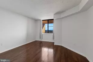 10101 Grosvenor Pl, Rockville, MD 20852 - Photo 17