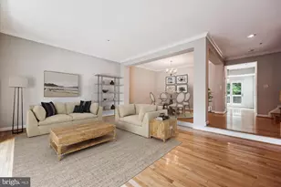 21 Sterling Ct, Rockville, MD 20850 - Photo 3