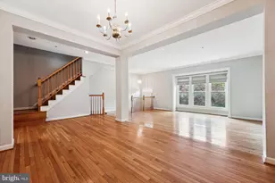 21 Sterling Ct, Rockville, MD 20850 - Photo 5