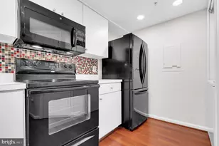 913 Hillside Lake Terrace, Gaithersburg, MD 20878 - Photo 9
