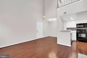 913 Hillside Lake Terrace, Gaithersburg, MD 20878 - Photo 5