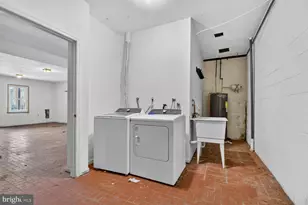 7607 Heatherton Ln, Rockville, MD 20854 - Photo 27