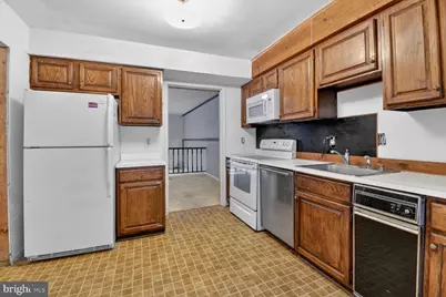 7607 Heatherton Lane, Rockville, MD 20854 - Photo 11