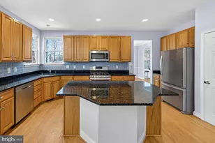 11913 Hunters Ln, Rockville, MD 20852 - Photo 21