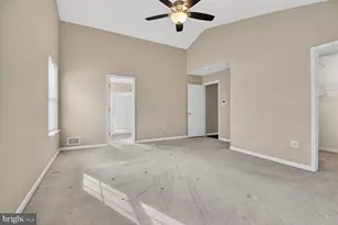 19234 Golden Meadow Dr, Germantown, MD 20876 - Photo 7