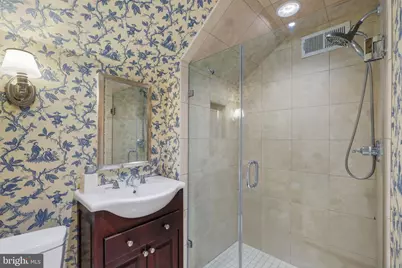 11300 Rolling House Road, North Bethesda, MD 20852 - Photo 25
