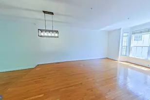 3905 Chelsea Park Ln, Burtonsville, MD 20866 - Photo 3