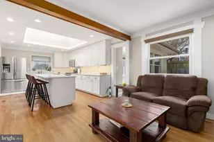 9329 Harvey Rd, Silver Spring, MD 20910 - Photo 11