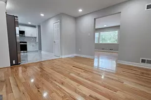 1305 Woodside Pkwy, Silver Spring, MD 20910 - Photo 11