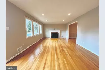 5719 Rossmore Drive, Bethesda, MD 20814 - Photo 5