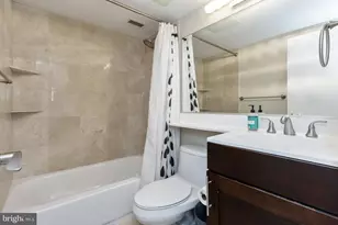 7333 New Hampshire Ave, Takoma Park, MD 20912 - Photo 23