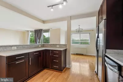 7333 New Hampshire Avenue #712 S, Takoma Park, MD 20912 - Photo 5
