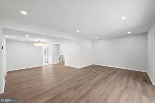 9226 Three Oaks Dr, Silver Spring, MD 20901 - Photo 9