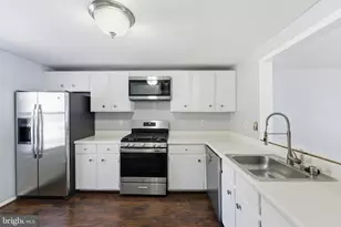 14629 Sandy Ridge Rd, Silver Spring, MD 20905 - Photo 7