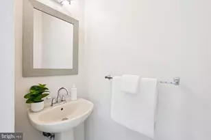 518 Winding Rose Dr, Rockville, MD 20850 - Photo 19