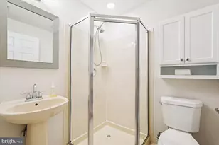 518 Winding Rose Dr, Rockville, MD 20850 - Photo 35