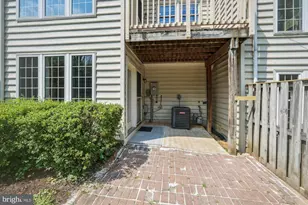 518 Winding Rose Dr, Rockville, MD 20850 - Photo 37