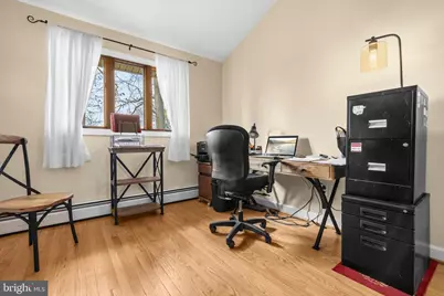 18900 Woodway Drive, Rockville, MD 20855 - Photo 21