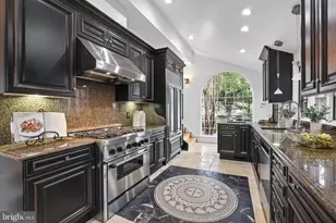 4817 Chevy Chase Blvd, Chevy Chase, MD 20815 - Photo 19