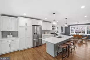 912 Burnt Crest Ln, Silver Spring, MD 20903 - Photo 5