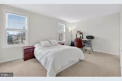 20017 Spur Hill Drive, Gaithersburg, MD 20886 - Photo 13