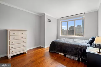 4801 Fairmont Avenue #705, Bethesda, MD 20814 - Photo 9