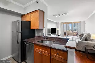 4801 Fairmont Ave, Bethesda, MD 20814 - Photo 5