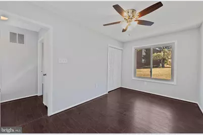 9052 Centerway Road, Gaithersburg, MD 20879 - Photo 27