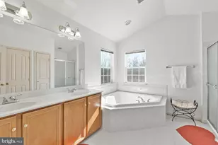 4916 Tothill Dr, Rockville, MD 20855 - Photo 27