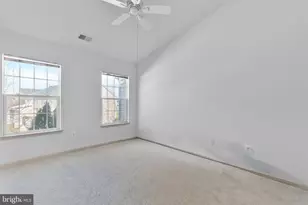 4916 Tothill Dr, Rockville, MD 20855 - Photo 21