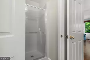 11301 Crossing Glen Ct, Potomac, MD 20854 - Photo 55