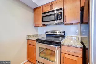 5802 Nicholson Ln, Rockville, MD 20852 - Photo 3