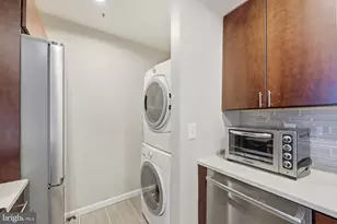 5700 Chapman Mill Dr, Rockville, MD 20852 - Photo 11
