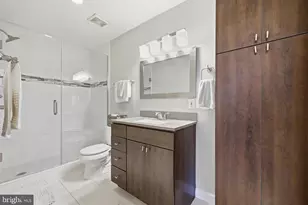 5700 Chapman Mill Dr, Rockville, MD 20852 - Photo 21