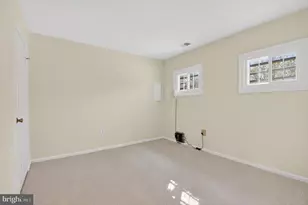 10421 Englishman Dr, North Bethesda, MD 20852 - Photo 39