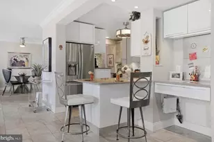 5225 Pooks Hill Rd, Bethesda, MD 20814 - Photo 11