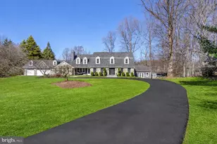 11309 Hidden Hollow Ct, Potomac, MD 20854 - Photo 1