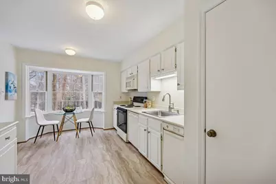 7847 Heatherton Lane, Rockville, MD 20854 - Photo 13