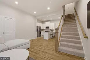 16126 Connors Wy, Rockville, MD 20855 - Photo 17